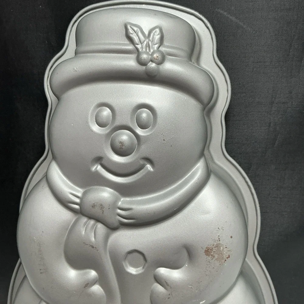 Vintage Aluminum Snowman Cupcake Pan & Cake‎ Pan Lot 2